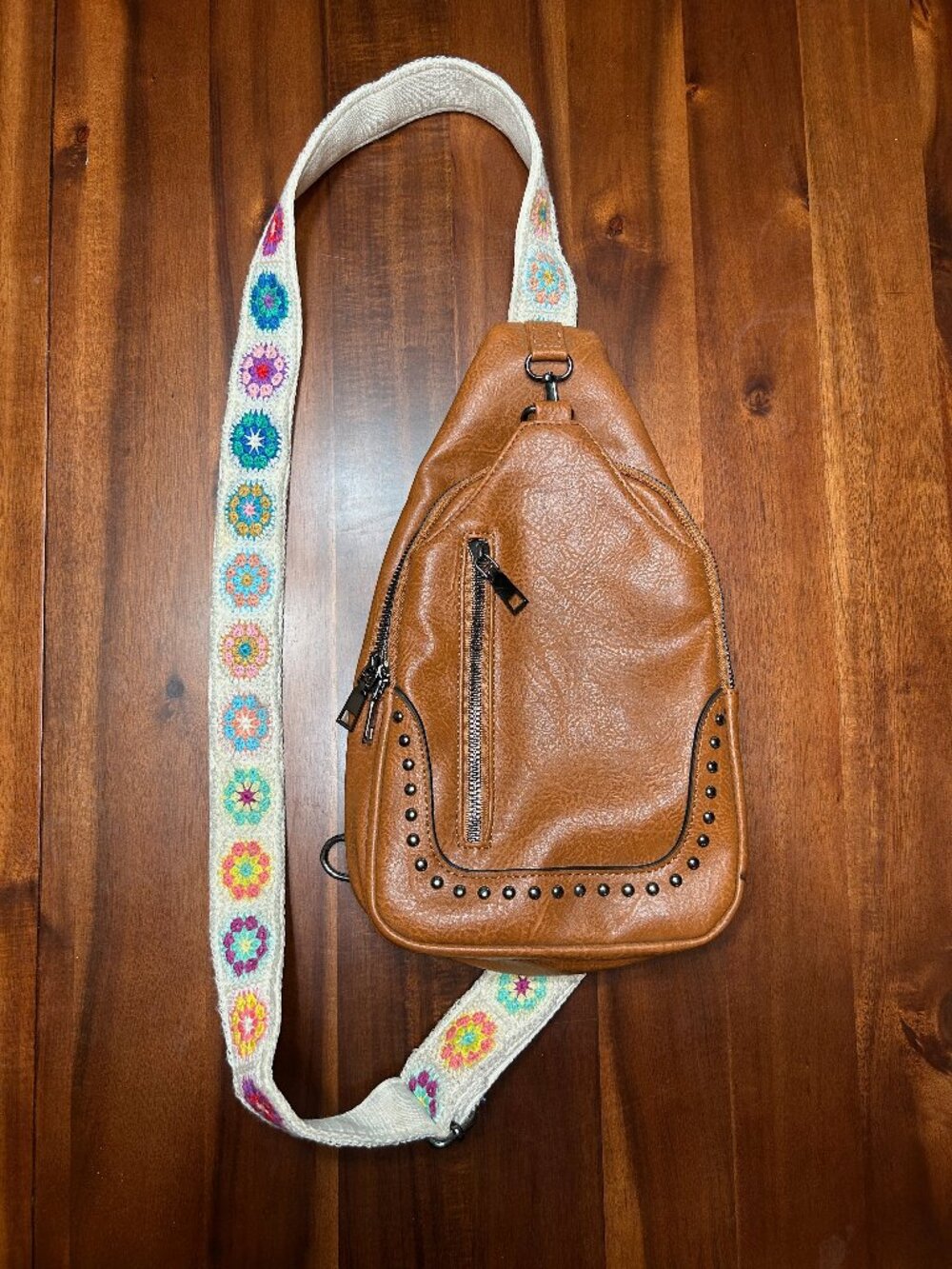 Sam & Hadley Sling Bag Crossbody